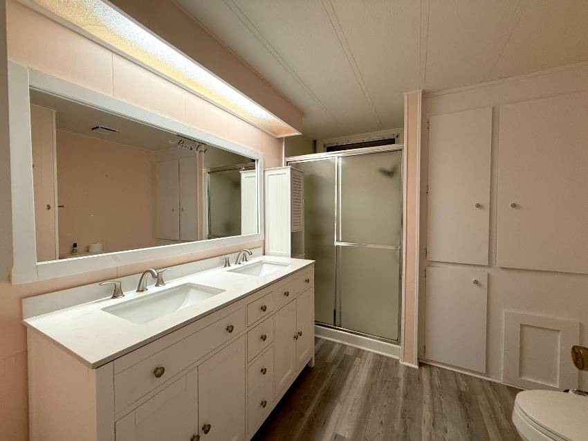 57 Colony Dr a Ellenton, FL Mobile or Manufactured Home for Sale